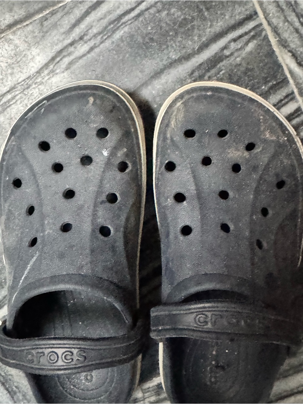 CROCS Navy Blue Classic Clogs with Heel Strap - Picture 2 of 2